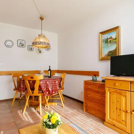 Apt-17 By Interhome *